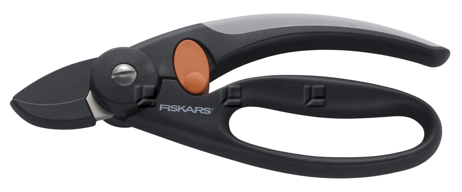 Увеличенная фотография Секатор Fiskars с защитой для пальцев